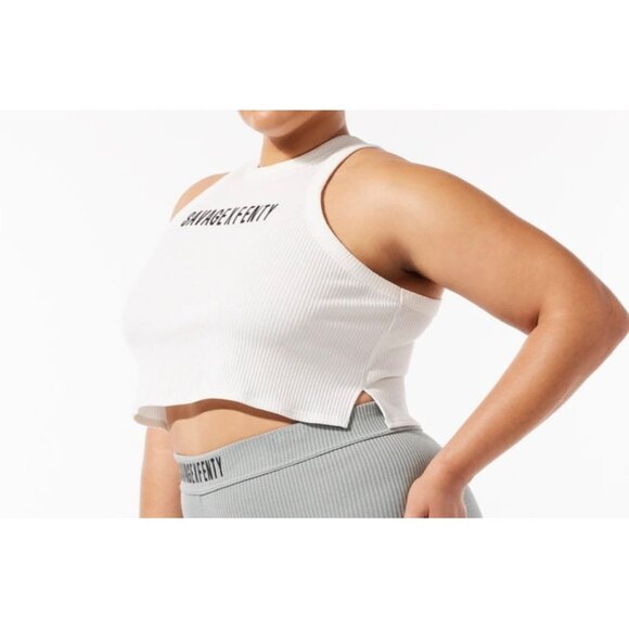 Savage X Fenty Ribbed Crop Tank Top High Neck Front Logo Print White Sz 1X - Picture 1 of 9